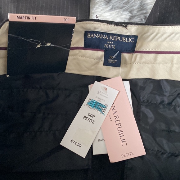 NWT professional pants w/ flare bottoms from Banana Republic size 00P! - Picture 4 of 4
